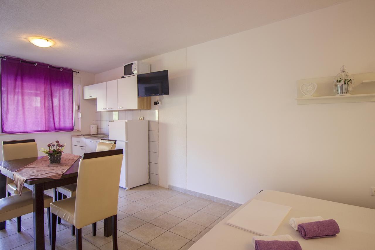Apartments Hajdi Duće Kültér fotó