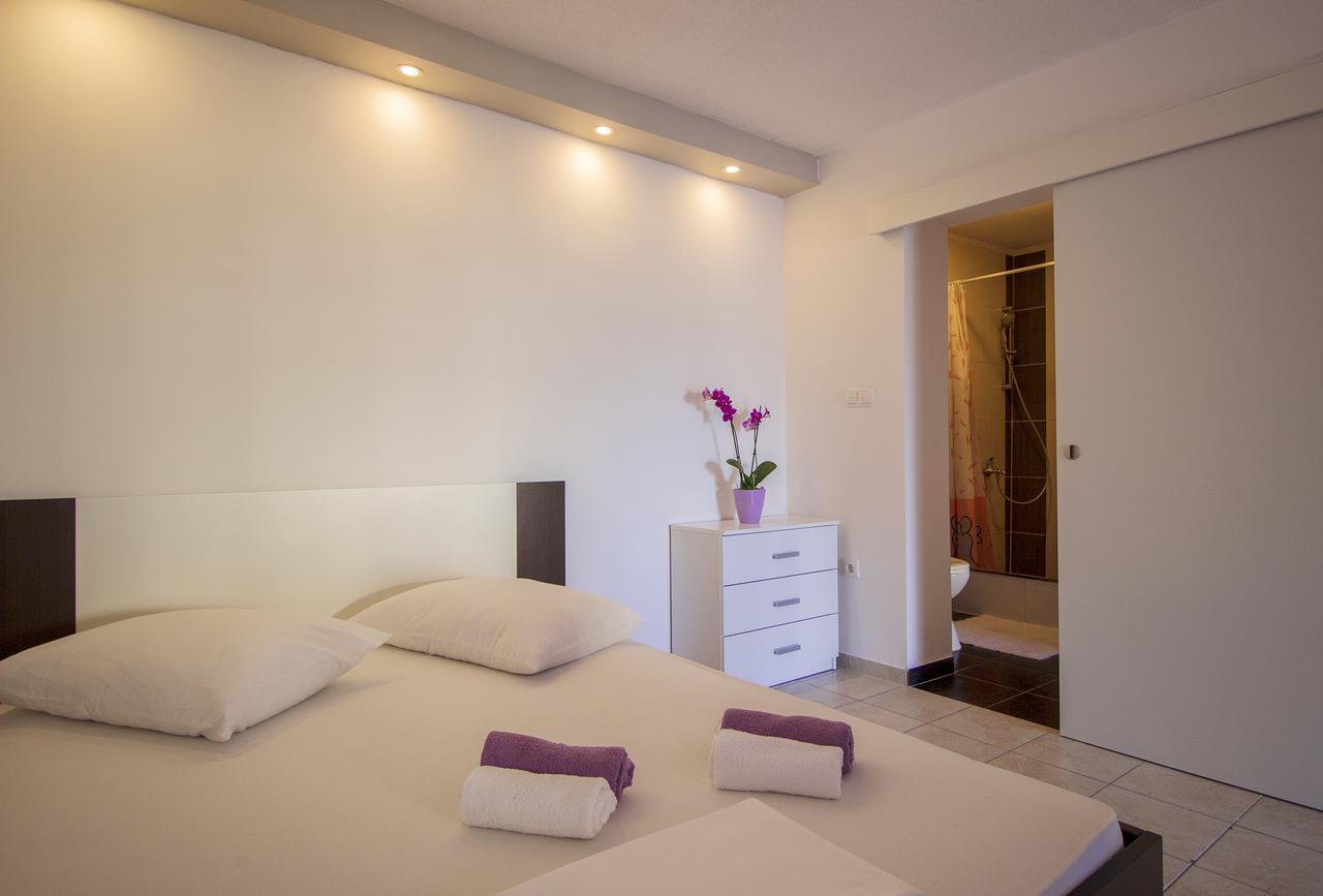 Apartments Hajdi Duće Kültér fotó